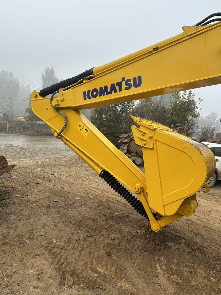 Komatsu PC200-7 excavator - Pásové rýpadlo: obrázek 5 Komatsu PC200-7 excavator - Pásové rýpadlo: obrázek 5