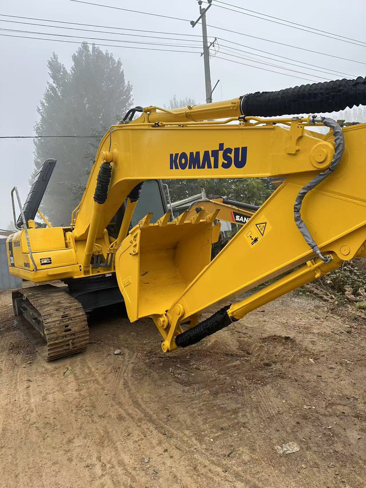 Komatsu PC200-7 excavator - Pásové rýpadlo: obrázek 4 Komatsu PC200-7 excavator - Pásové rýpadlo: obrázek 4