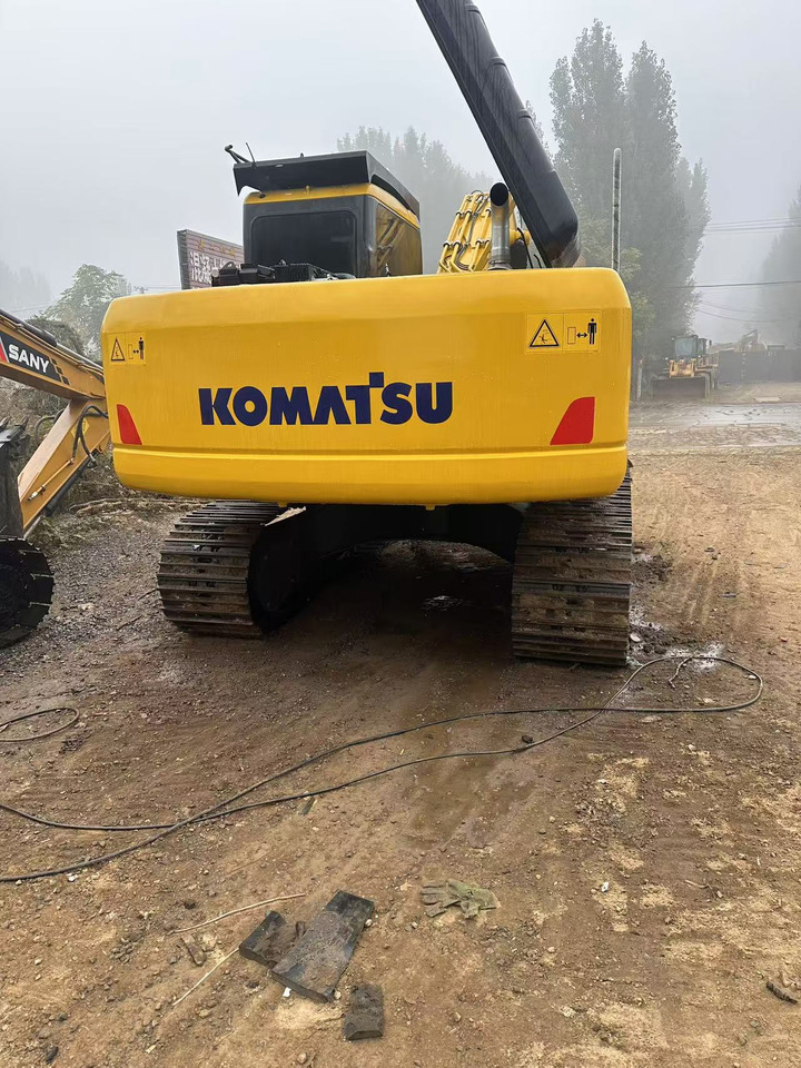 Komatsu PC200-7 excavator - Pásové rýpadlo: obrázek 5 Komatsu PC200-7 excavator - Pásové rýpadlo: obrázek 5
