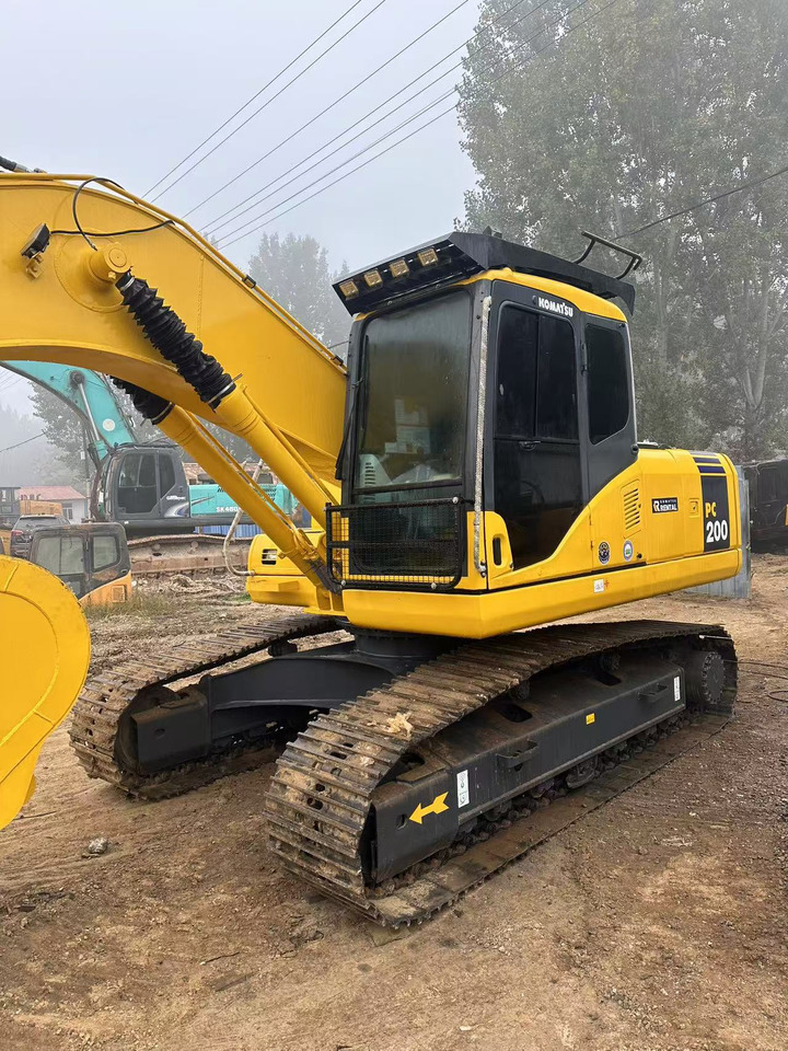 Komatsu PC200-7 excavator - Pásové rýpadlo: obrázek 1 Komatsu PC200-7 excavator - Pásové rýpadlo: obrázek 1