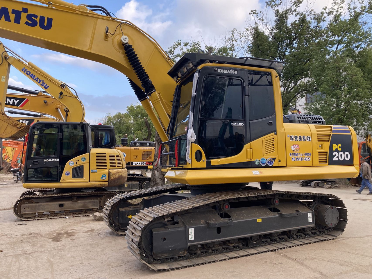 Komatsu PC200-8 Excavator - Pásové rýpadlo: obrázek 2 Komatsu PC200-8 Excavator - Pásové rýpadlo: obrázek 2