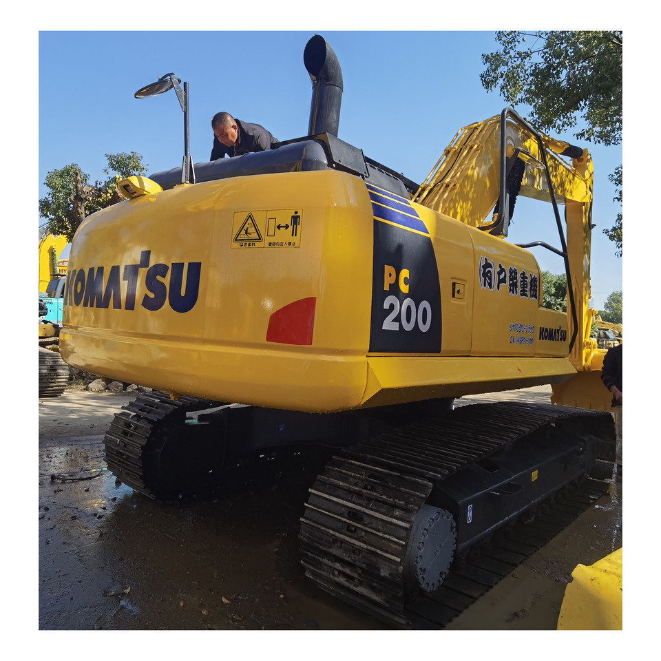 Komatsu PC200-8 Excavator - Pásové rýpadlo: obrázek 3 Komatsu PC200-8 Excavator - Pásové rýpadlo: obrázek 3