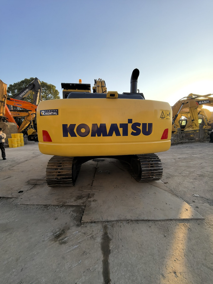 Komatsu PC220-7 - Pásové rýpadlo: obrázek 5 Komatsu PC220-7 - Pásové rýpadlo: obrázek 5