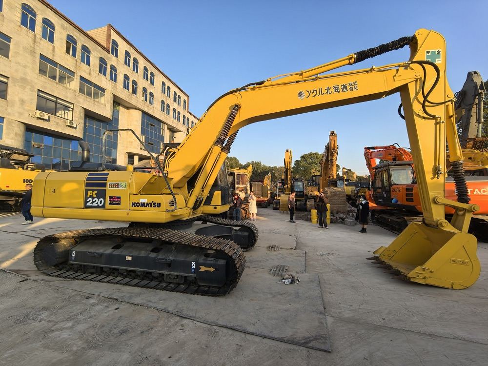 Komatsu PC220-7 Excavator - Pásové rýpadlo: obrázek 5 Komatsu PC220-7 Excavator - Pásové rýpadlo: obrázek 5
