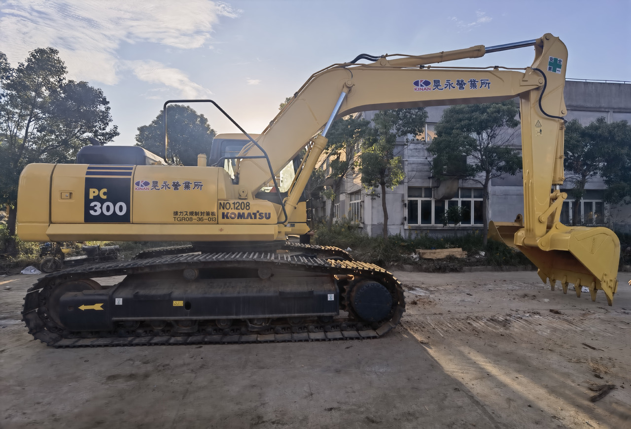 Komatsu PC300-7 Excavator - Pásové rýpadlo: obrázek 4 Komatsu PC300-7 Excavator - Pásové rýpadlo: obrázek 4