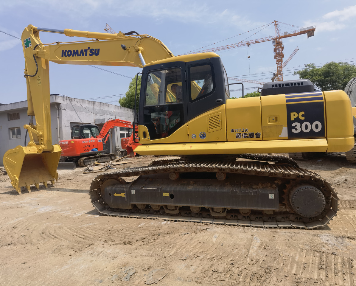 Komatsu PC300-7 Excavator - Pásové rýpadlo: obrázek 1 Komatsu PC300-7 Excavator - Pásové rýpadlo: obrázek 1
