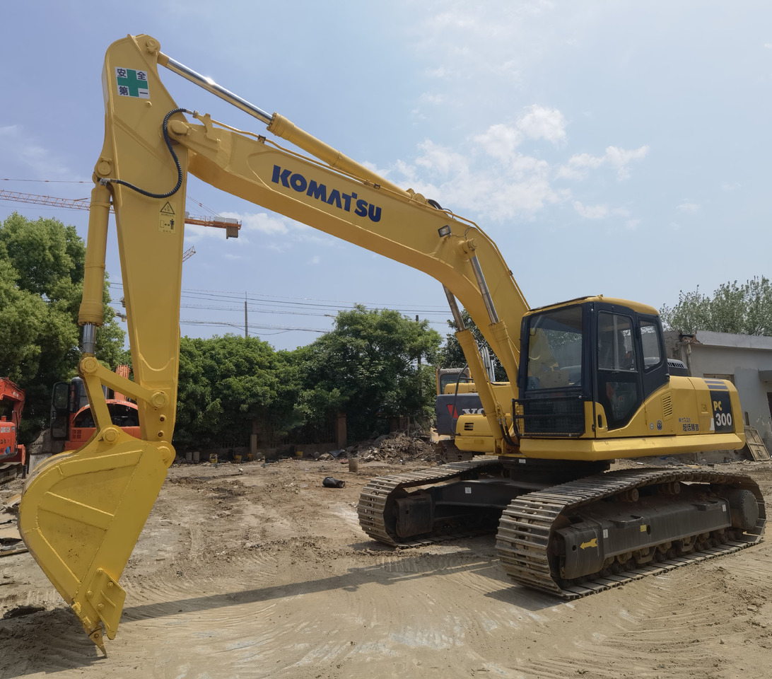 Komatsu PC300-7 Excavator - Pásové rýpadlo: obrázek 1 Komatsu PC300-7 Excavator - Pásové rýpadlo: obrázek 1