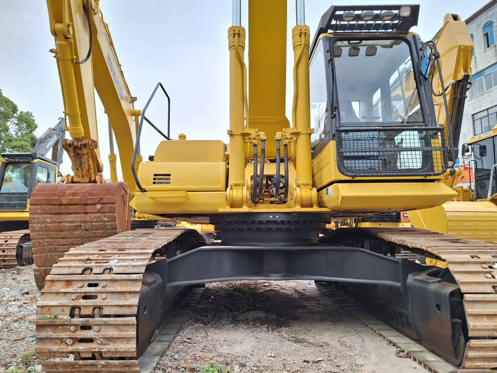 Komatsu PC350-8 excavator - Pásové rýpadlo: obrázek 4 Komatsu PC350-8 excavator - Pásové rýpadlo: obrázek 4