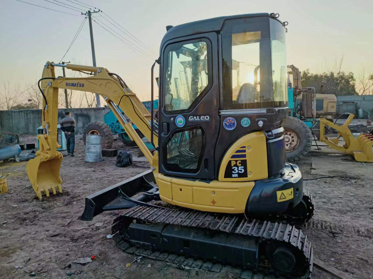 Komatsu PC35MR digger - Pásové rýpadlo: obrázek 1 Komatsu PC35MR digger - Pásové rýpadlo: obrázek 1