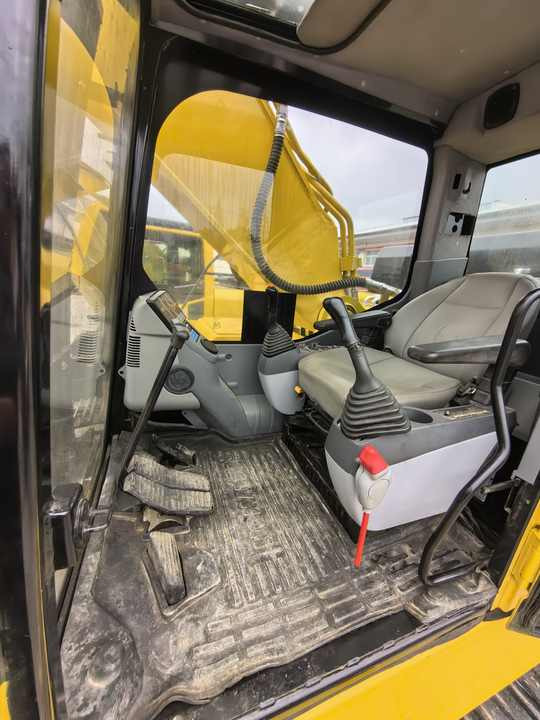 Pásové rýpadlo Komatsu PC400-8: obrázek 6 Pásové rýpadlo Komatsu PC400-8: obrázek 6