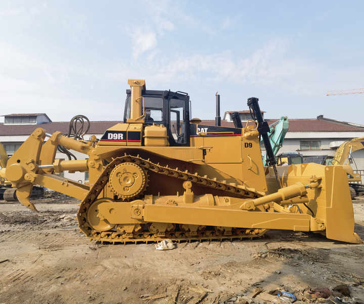 Original CAT Bulldozer Used Caterpillar D9R Crawler Bulldozer for sale - Buldozer: obrázek 4 Original CAT Bulldozer Used Caterpillar D9R Crawler Bulldozer for sale - Buldozer: obrázek 4