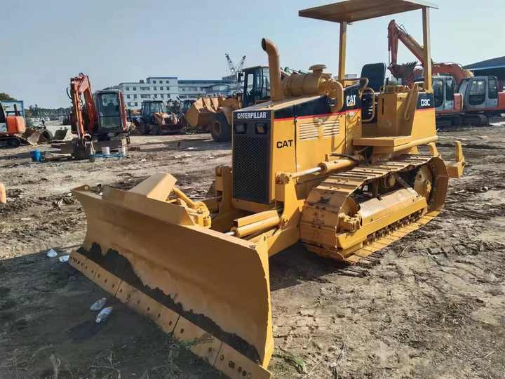 Original Japan Used Caterpillar D3C Crawler Bulldozer For sale - Buldozer: obrázek 4 Original Japan Used Caterpillar D3C Crawler Bulldozer For sale - Buldozer: obrázek 4