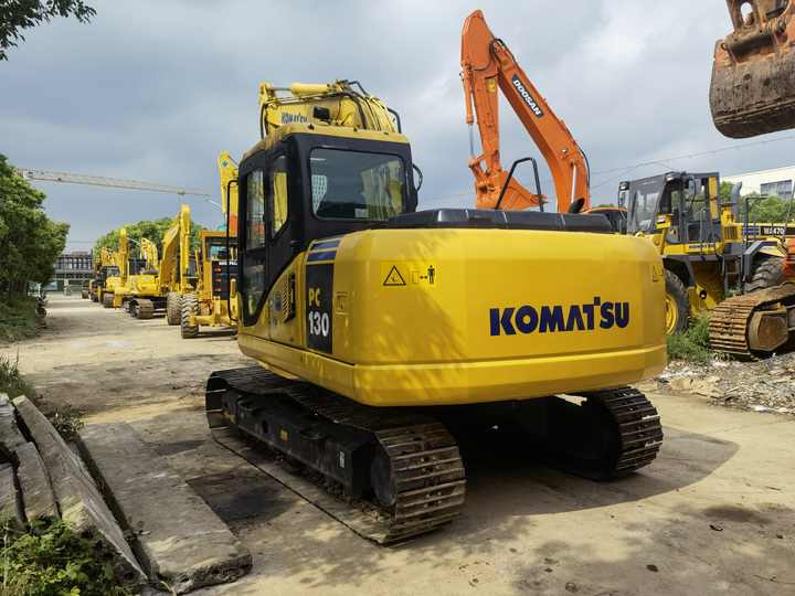 Original Komatsu pc130-7 Crawler Excavator excavator beautiful in good condition - Pásové rýpadlo: obrázek 4 Original Komatsu pc130-7 Crawler Excavator excavator beautiful in good condition - Pásové rýpadlo: obrázek 4