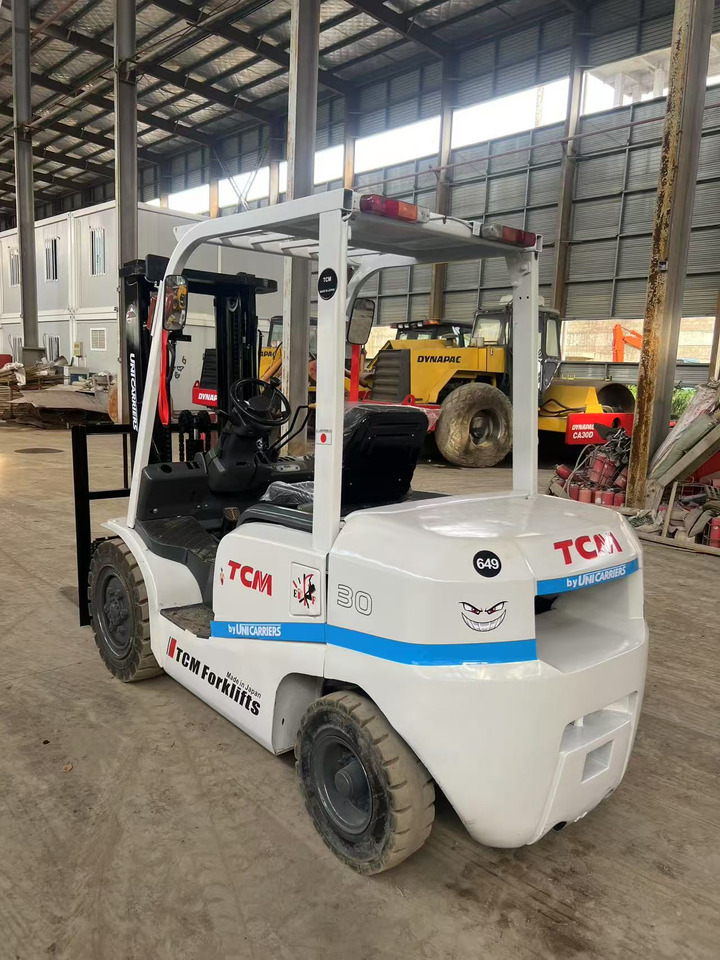 TCM FD30 Forklift - Dieselový vysokozdvižný vozík: obrázek 3 TCM FD30 Forklift - Dieselový vysokozdvižný vozík: obrázek 3