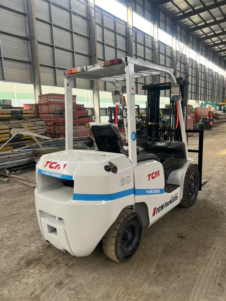 TCM FD30 Forklift - Dieselový vysokozdvižný vozík: obrázek 3 TCM FD30 Forklift - Dieselový vysokozdvižný vozík: obrázek 3