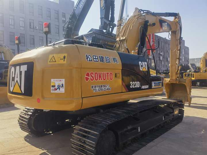 Used CAT 323DL excavator second hand Caterpillar 323DL excavator with good condition and high performance in stock - Pásové rýpadlo: obrázek 3 Used CAT 323DL excavator second hand Caterpillar 323DL excavator with good condition and high performance in stock - Pásové rýpadlo: obrázek 3