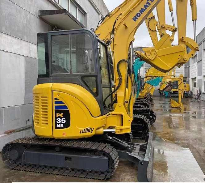 Fast delivery and high performance Used Komatsu PC35MR-3 Made In Japan on Hot Sale in china - Pásové rýpadlo: obrázek 2 Fast delivery and high performance Used Komatsu PC35MR-3 Made In Japan on Hot Sale in china - Pásové rýpadlo: obrázek 2