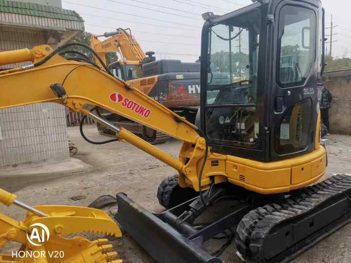 Komatsu second hand digger mini excavator pc35 used excavators komatsu pc35 for sale - Pásové rýpadlo: obrázek 5 Komatsu second hand digger mini excavator pc35 used excavators komatsu pc35 for sale - Pásové rýpadlo: obrázek 5