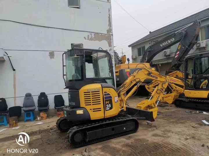 Komatsu second hand digger mini excavator pc35 used excavators komatsu pc35 for sale - Pásové rýpadlo: obrázek 4 Komatsu second hand digger mini excavator pc35 used excavators komatsu pc35 for sale - Pásové rýpadlo: obrázek 4