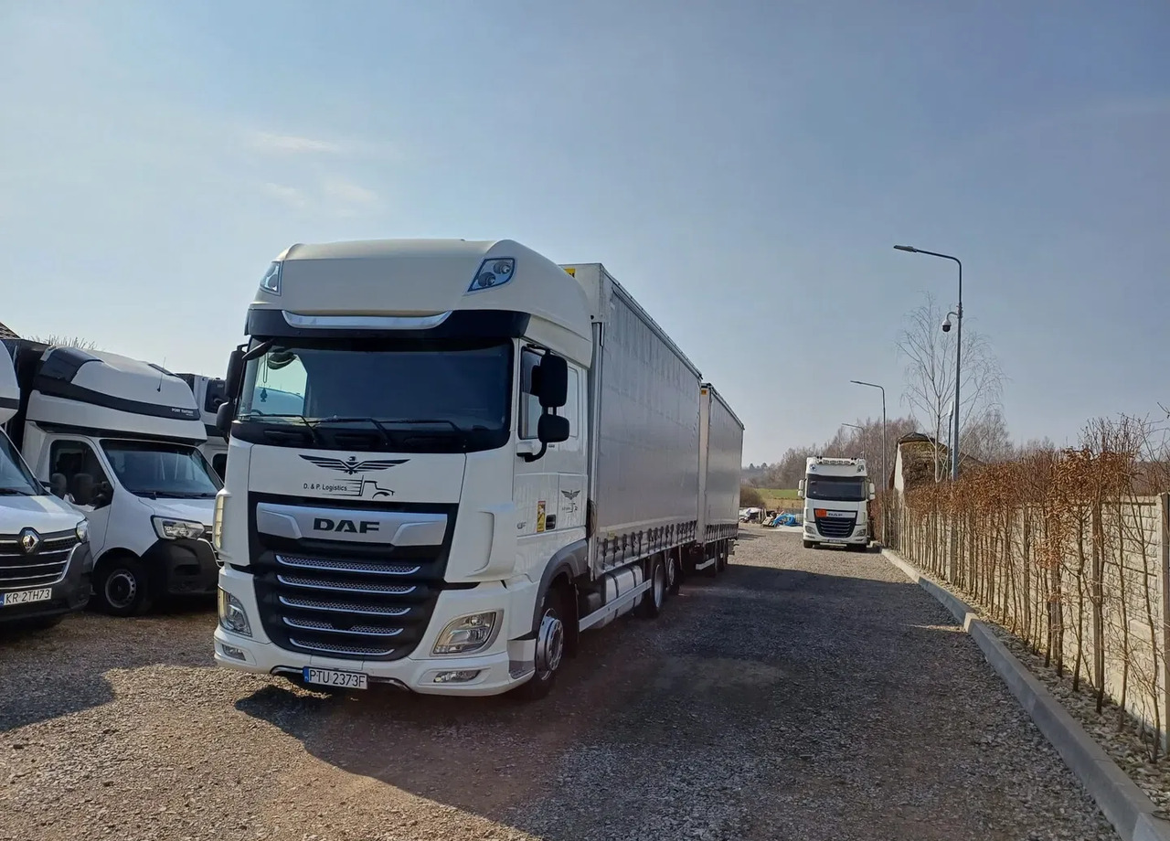 DAF XF 480 SUPER SPACE CAB / ZESTAW TANDEM PRZEJAZDOWY 120m3 - Plachtový nákladní auto: obrázek 2 DAF XF 480 SUPER SPACE CAB / ZESTAW TANDEM PRZEJAZDOWY 120m3 - Plachtový nákladní auto: obrázek 2