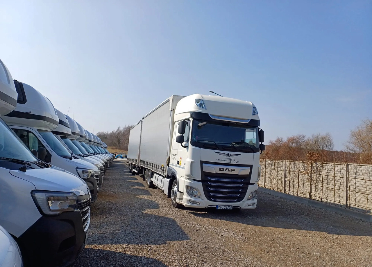 DAF XF 480 SUPER SPACE CAB / ZESTAW TANDEM PRZEJAZDOWY 120m3 - Plachtový nákladní auto: obrázek 3 DAF XF 480 SUPER SPACE CAB / ZESTAW TANDEM PRZEJAZDOWY 120m3 - Plachtový nákladní auto: obrázek 3