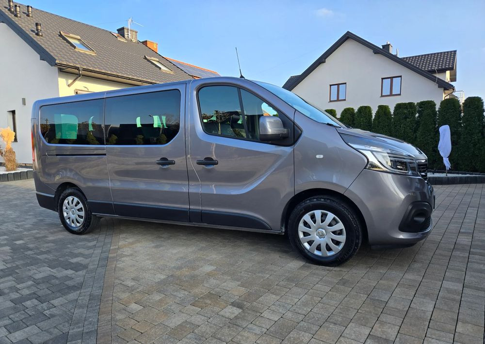 Renault Trafic Grand SpaceClass 2.0 dCi EDC - Minibus, Mikrobus: obrázek 2 Renault Trafic Grand SpaceClass 2.0 dCi EDC - Minibus, Mikrobus: obrázek 2