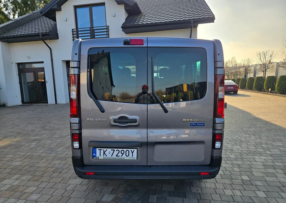 Renault Trafic Grand SpaceClass 2.0 dCi EDC - Minibus, Mikrobus: obrázek 3 Renault Trafic Grand SpaceClass 2.0 dCi EDC - Minibus, Mikrobus: obrázek 3
