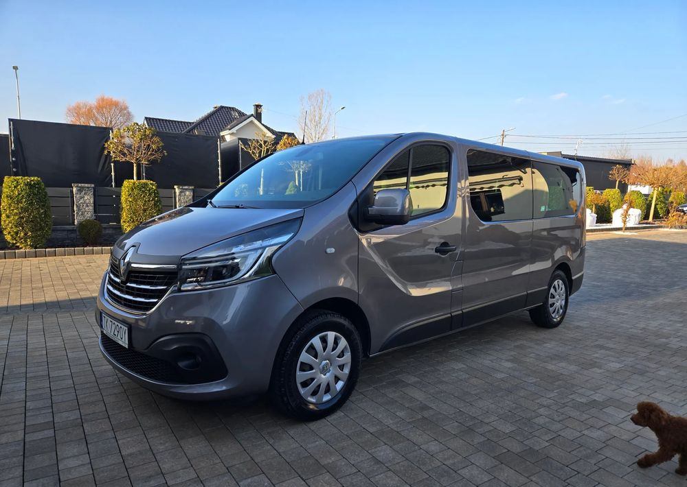 Renault Trafic Grand SpaceClass 2.0 dCi EDC - Minibus, Mikrobus: obrázek 2 Renault Trafic Grand SpaceClass 2.0 dCi EDC - Minibus, Mikrobus: obrázek 2