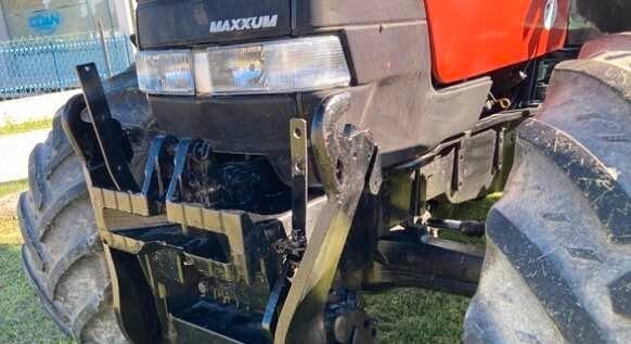 Trattore Case IH Maxxum MX135 - Traktor: obrázek 5 Trattore Case IH Maxxum MX135 - Traktor: obrázek 5