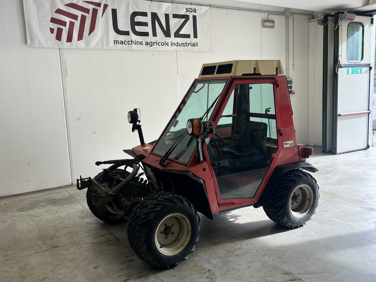 AEBI TT 70 S - Traktor: obrázek 2 AEBI TT 70 S - Traktor: obrázek 2