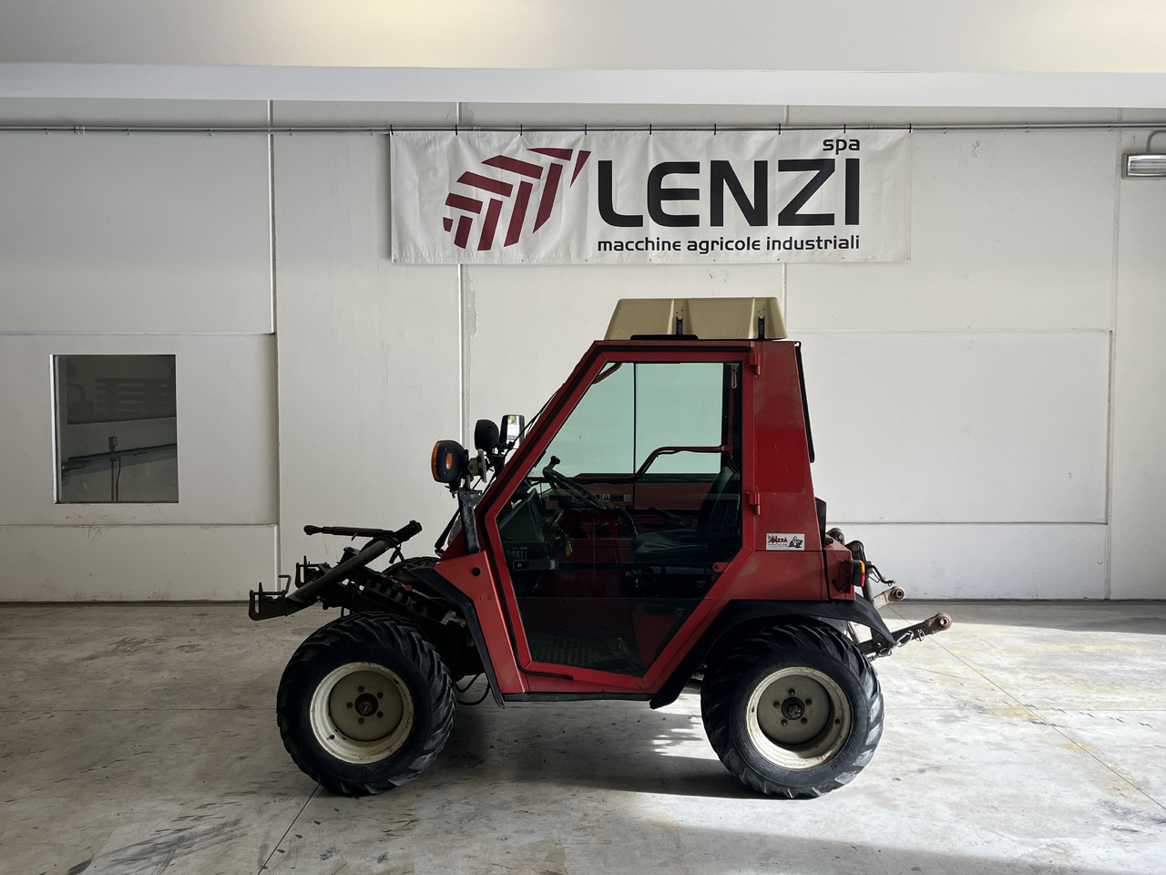 AEBI TT 70 S - Traktor: obrázek 1 AEBI TT 70 S - Traktor: obrázek 1