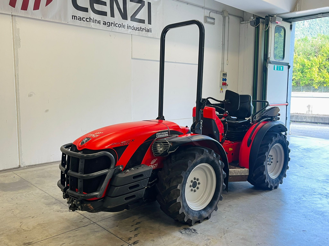 ANTONIO CARRARO SRH 9800 - Traktor: obrázek 2 ANTONIO CARRARO SRH 9800 - Traktor: obrázek 2