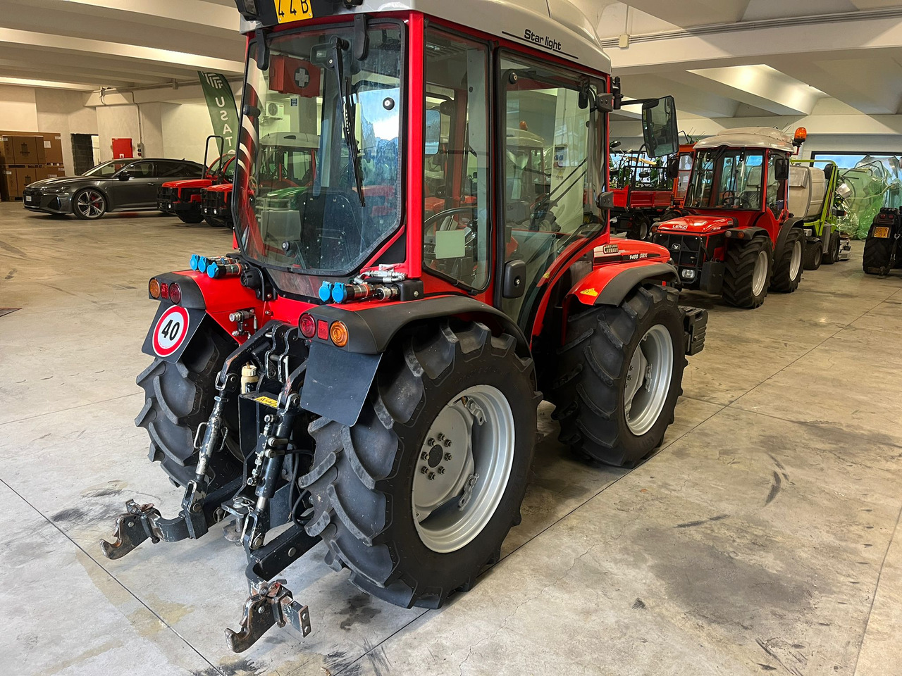 ANTONIO CARRARO SRX 9400 - Traktor: obrázek 5 ANTONIO CARRARO SRX 9400 - Traktor: obrázek 5