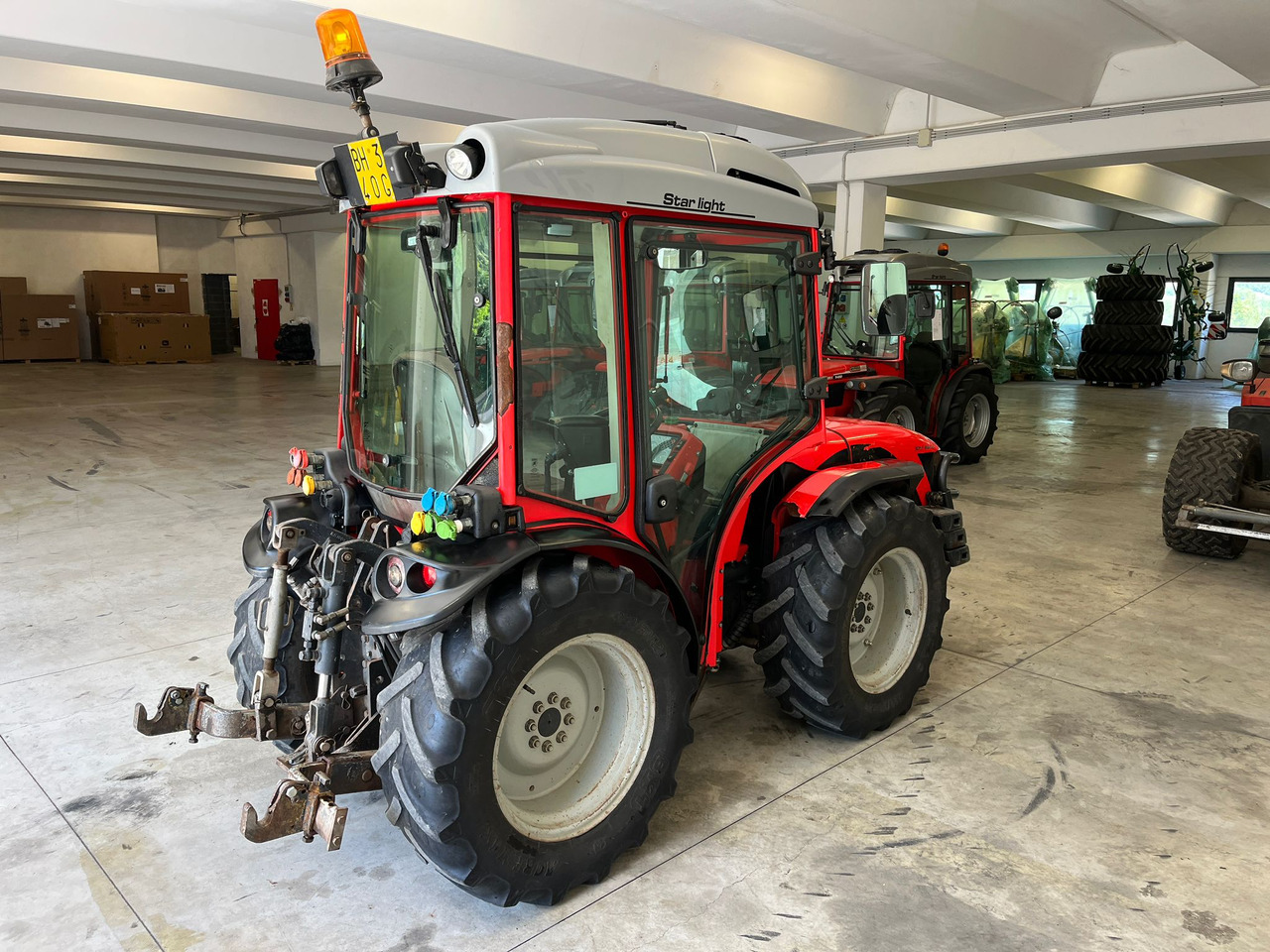ANTONIO CARRARO SRX 9800 - Traktor: obrázek 5 ANTONIO CARRARO SRX 9800 - Traktor: obrázek 5