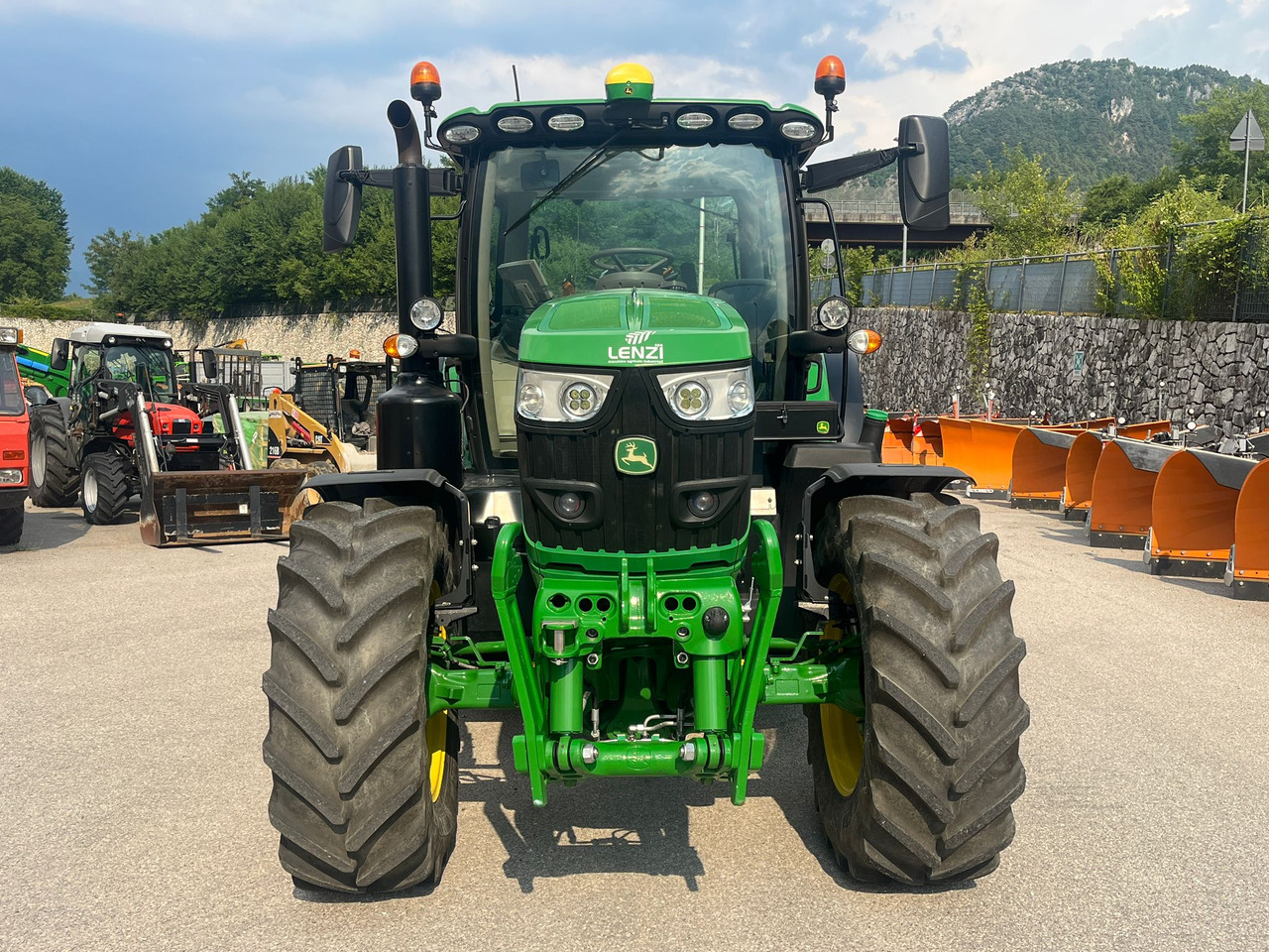 JOHN DEERE 6145 R - Traktor: obrázek 3 JOHN DEERE 6145 R - Traktor: obrázek 3