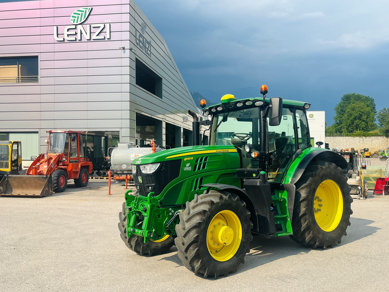 JOHN DEERE 6145 R - Traktor: obrázek 1 JOHN DEERE 6145 R - Traktor: obrázek 1