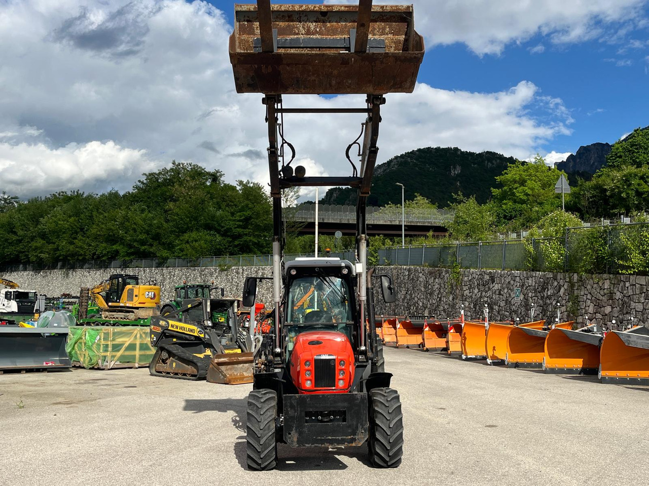 SAME FRUTTETO S 100 – CARICATORE - Traktor: obrázek 3 SAME FRUTTETO S 100 – CARICATORE - Traktor: obrázek 3