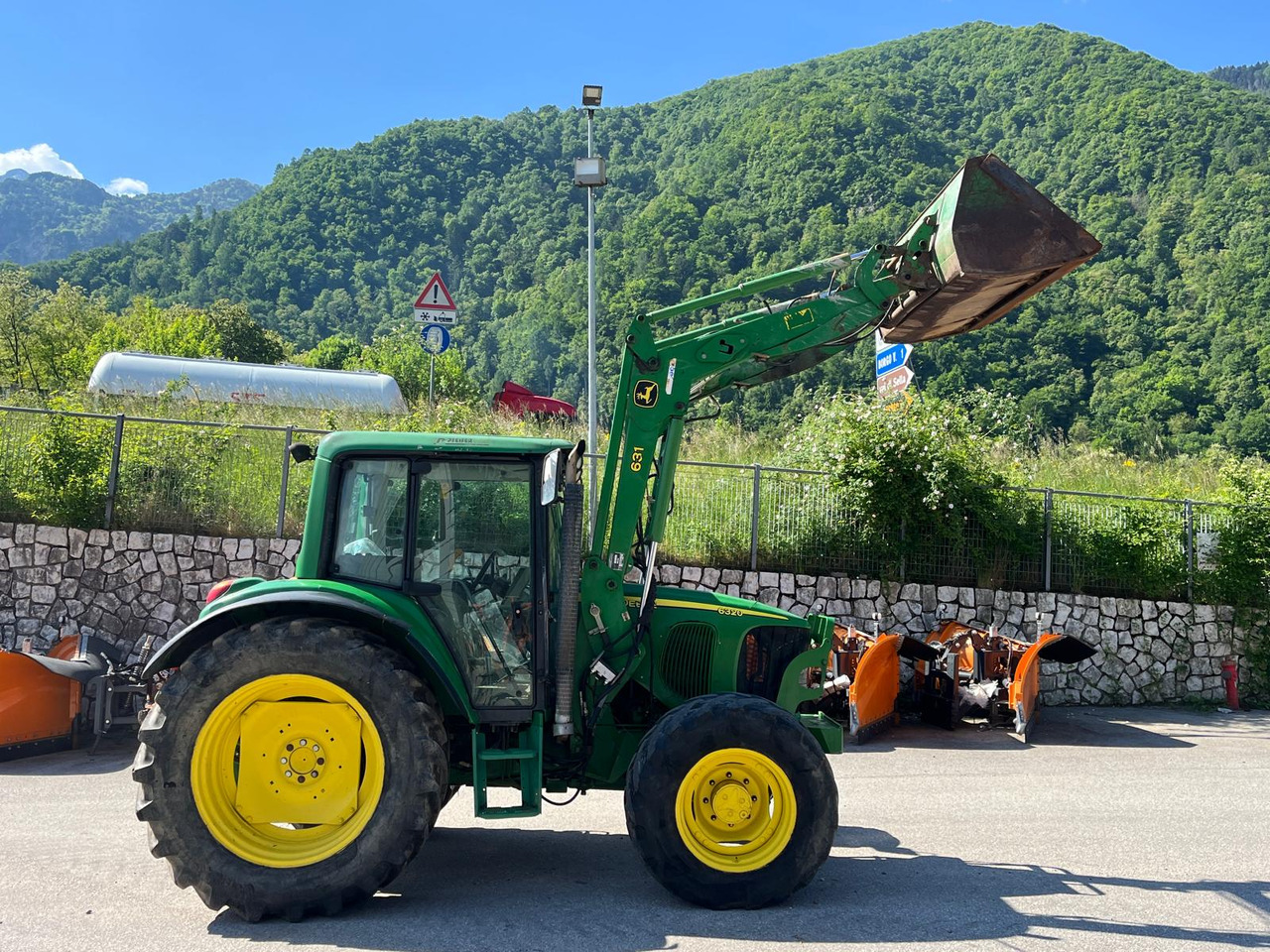 TRATTORE JOHN DEERE 6320 - Traktor: obrázek 4 TRATTORE JOHN DEERE 6320 - Traktor: obrázek 4