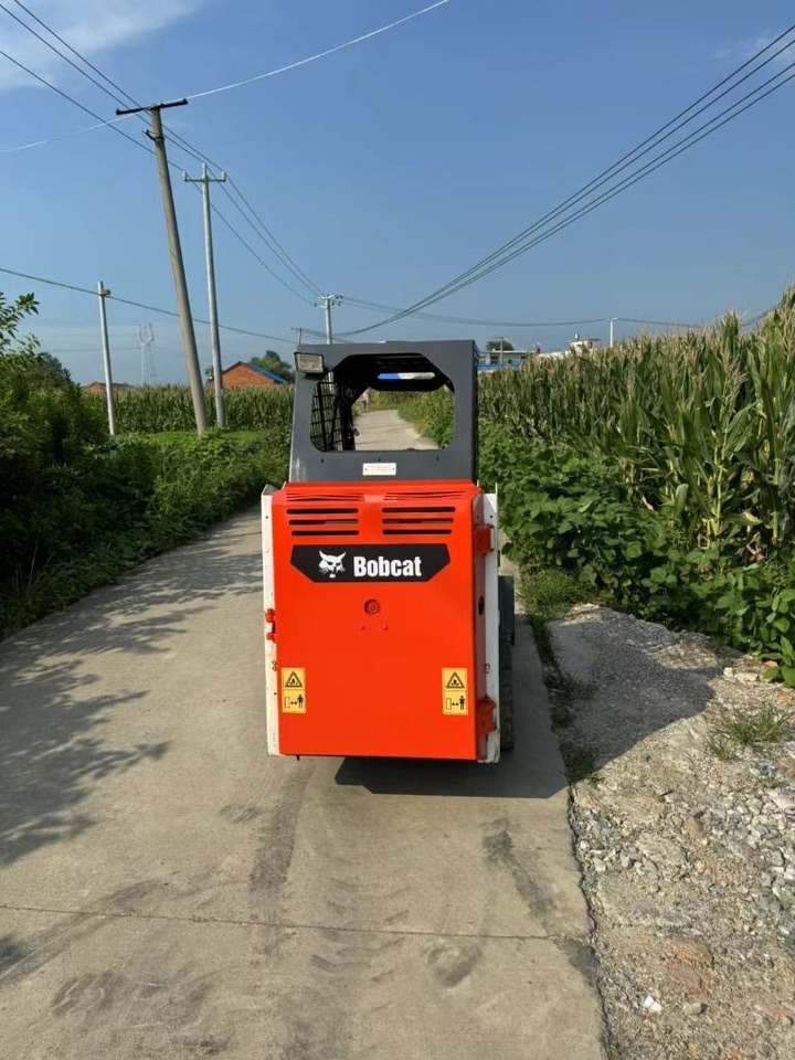 Bobcat S 70 - Smykový nakladač: obrázek 2 Bobcat S 70 - Smykový nakladač: obrázek 2