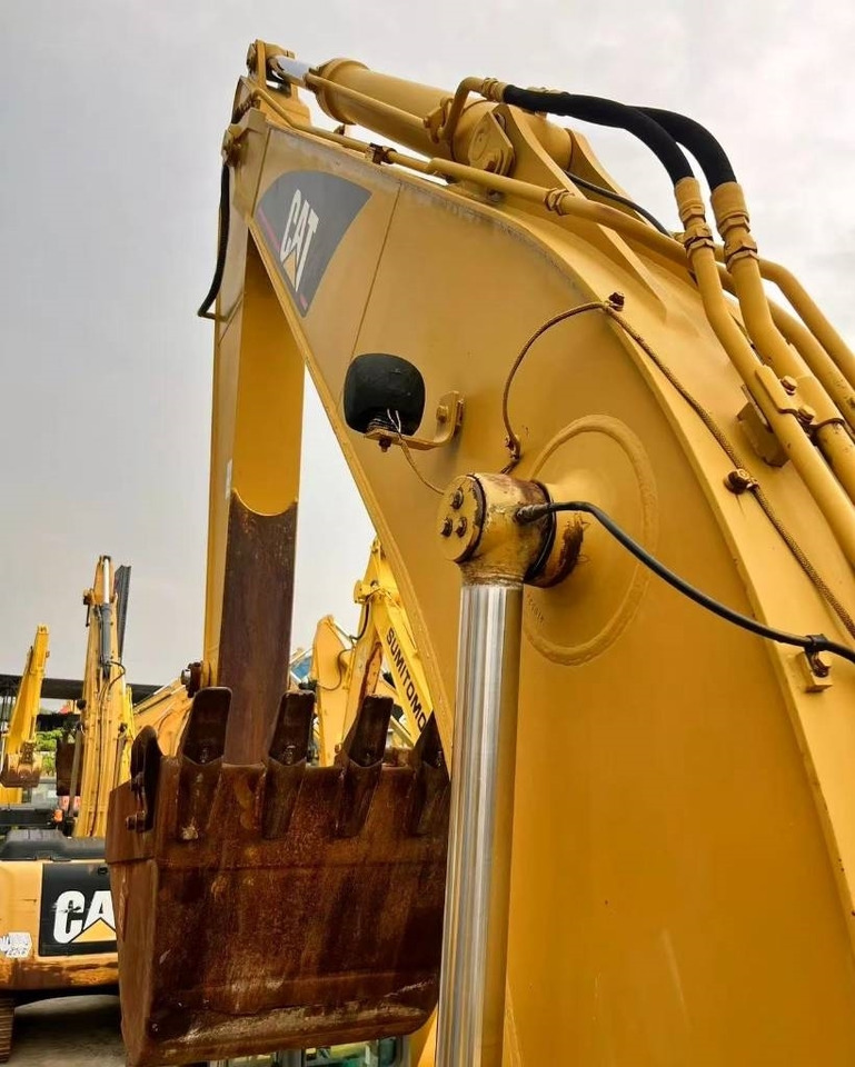 CAT 320 C - Pásové rýpadlo: obrázek 5 CAT 320 C - Pásové rýpadlo: obrázek 5