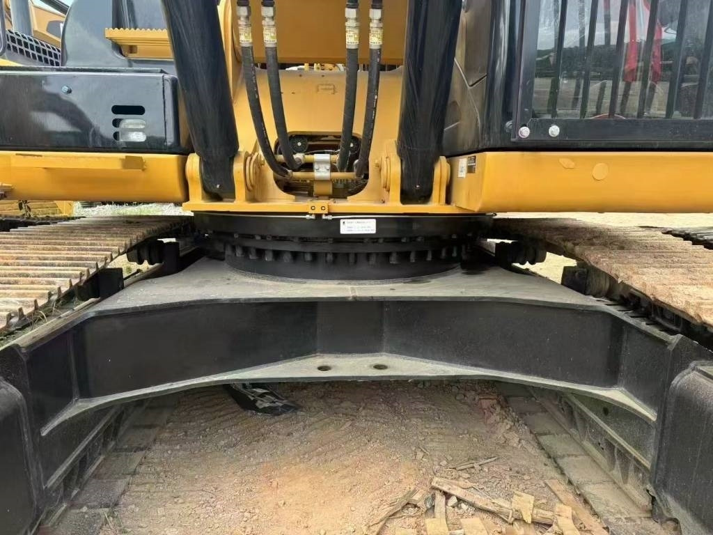 CAT 330 D L - Pásové rýpadlo: obrázek 5 CAT 330 D L - Pásové rýpadlo: obrázek 5