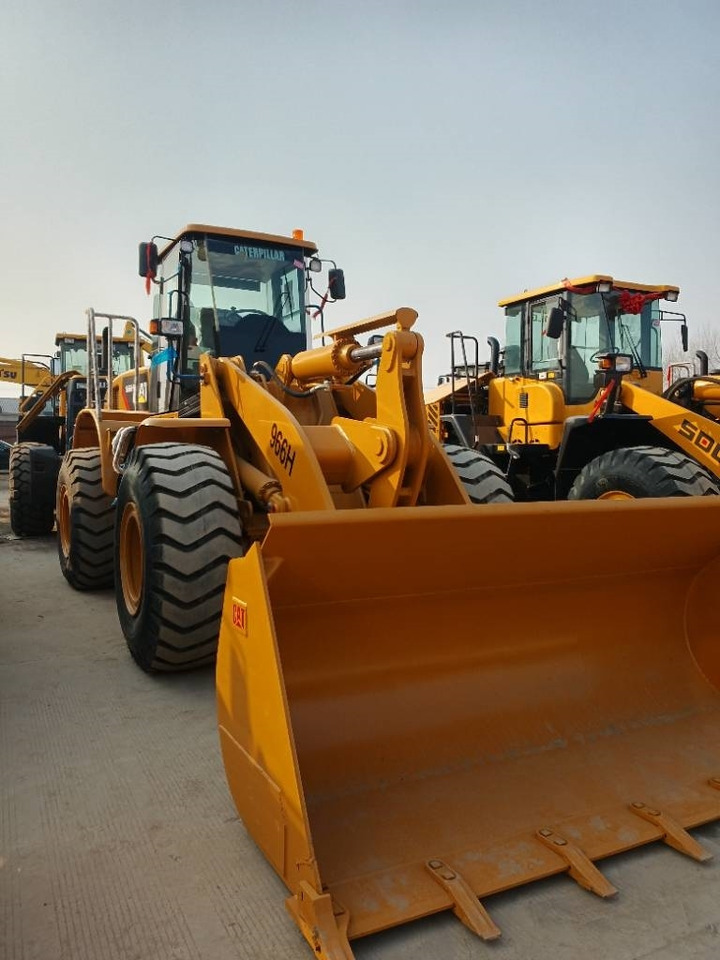 CAT 966 H - Kolový nakladač: obrázek 4 CAT 966 H - Kolový nakladač: obrázek 4