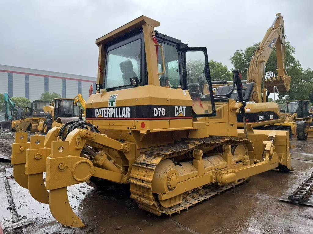 CAT D 7 G - Buldozer: obrázek 2 CAT D 7 G - Buldozer: obrázek 2