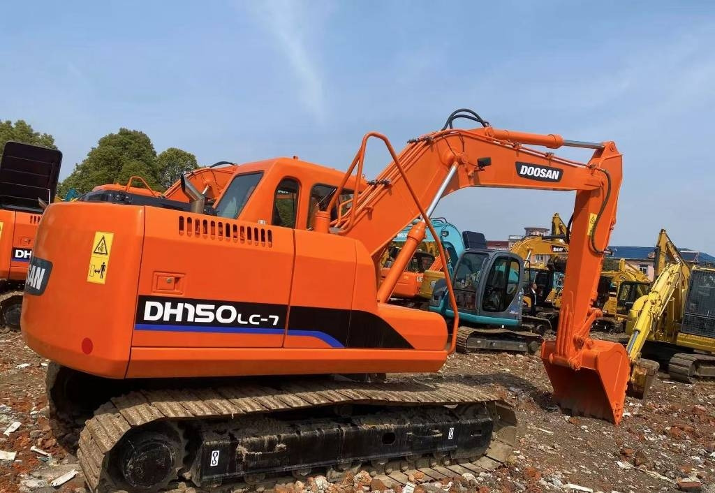 Doosan DH 150 - Pásové rýpadlo: obrázek 1 Doosan DH 150 - Pásové rýpadlo: obrázek 1