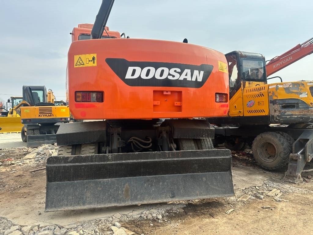 Doosan DH 150 W-7  - Kolesové rýpadlo: obrázek 3 Doosan DH 150 W-7  - Kolesové rýpadlo: obrázek 3