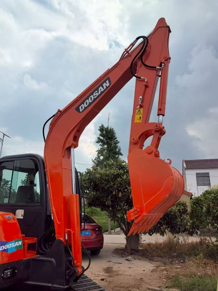 Doosan DH 60-7 - Mini rýpadlo: obrázek 4 Doosan DH 60-7 - Mini rýpadlo: obrázek 4