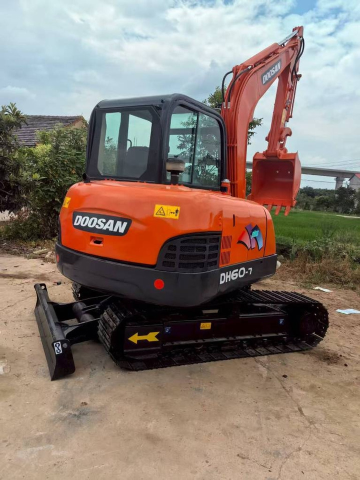 Doosan DH 60 - Mini rýpadlo: obrázek 1 Doosan DH 60 - Mini rýpadlo: obrázek 1