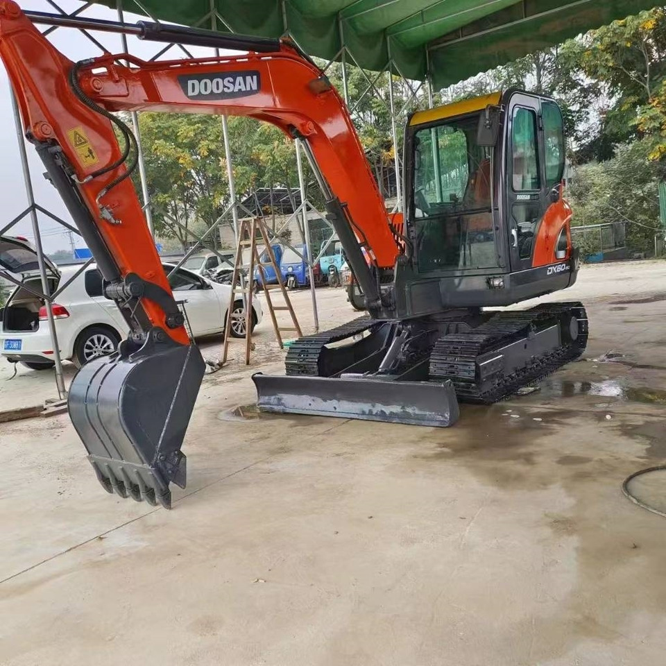 Doosan DX 60-9 C - Pásové rýpadlo: obrázek 1 Doosan DX 60-9 C - Pásové rýpadlo: obrázek 1