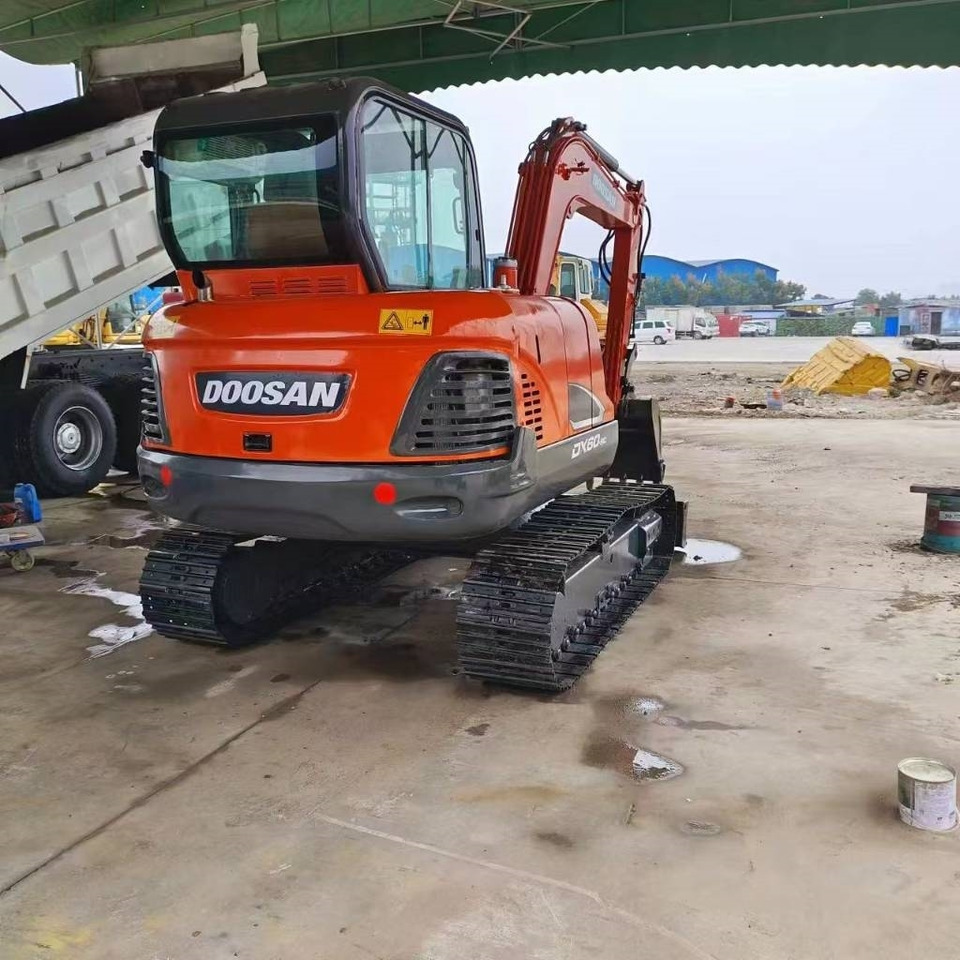 Mini rýpadlo Doosan DX 60: obrázek 24