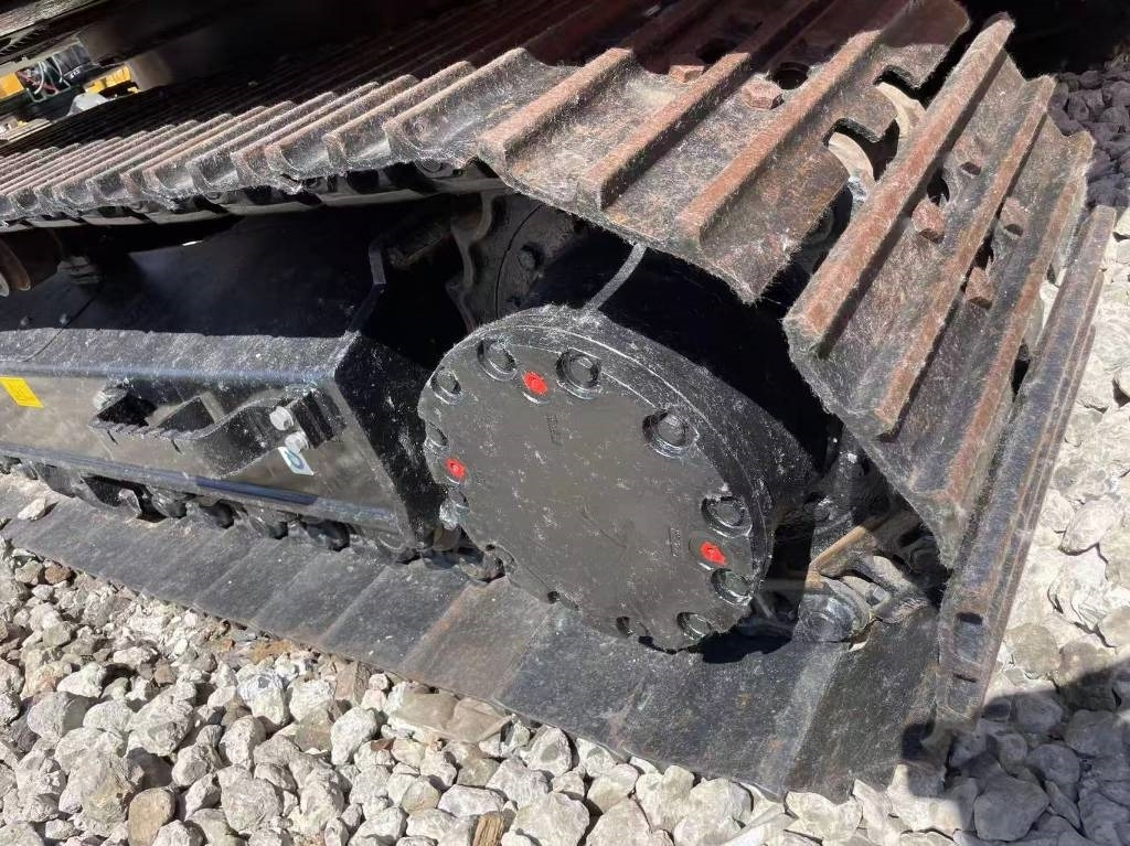 Hitachi ZX 120 - Pásové rýpadlo: obrázek 2 Hitachi ZX 120 - Pásové rýpadlo: obrázek 2